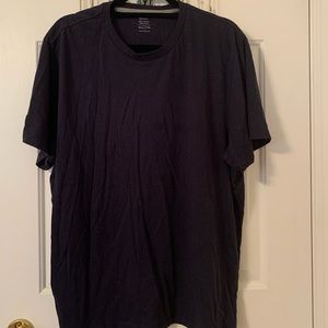Black soft washed old navy tshirt